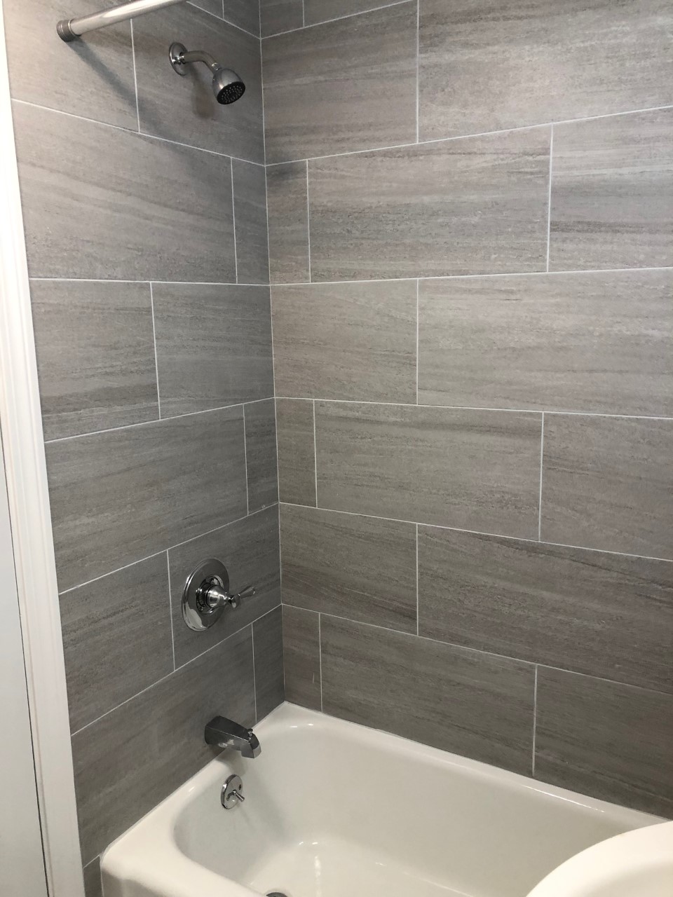 Crestwood Apartments photo 8