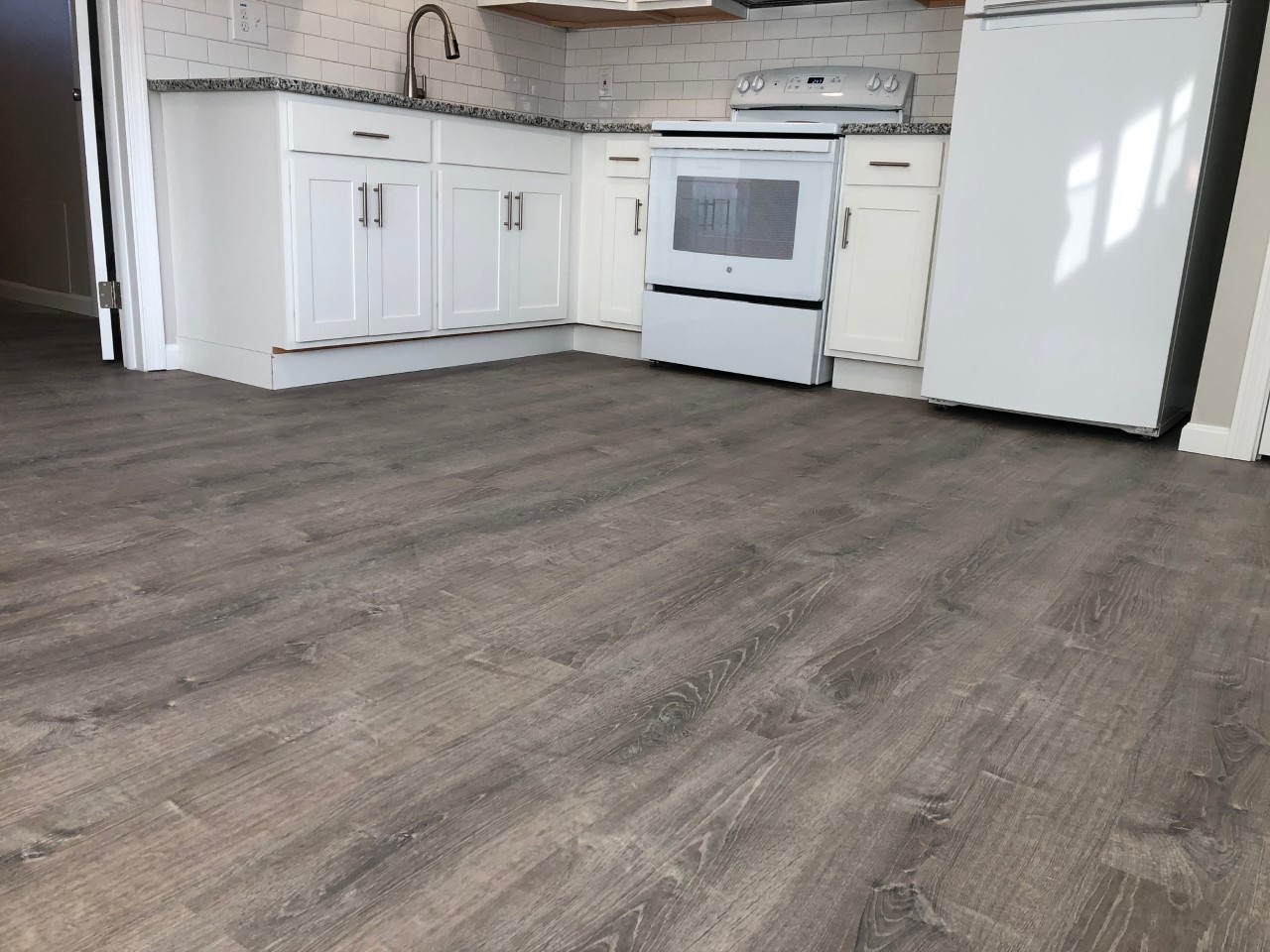 Crestwood Apartments photo 9