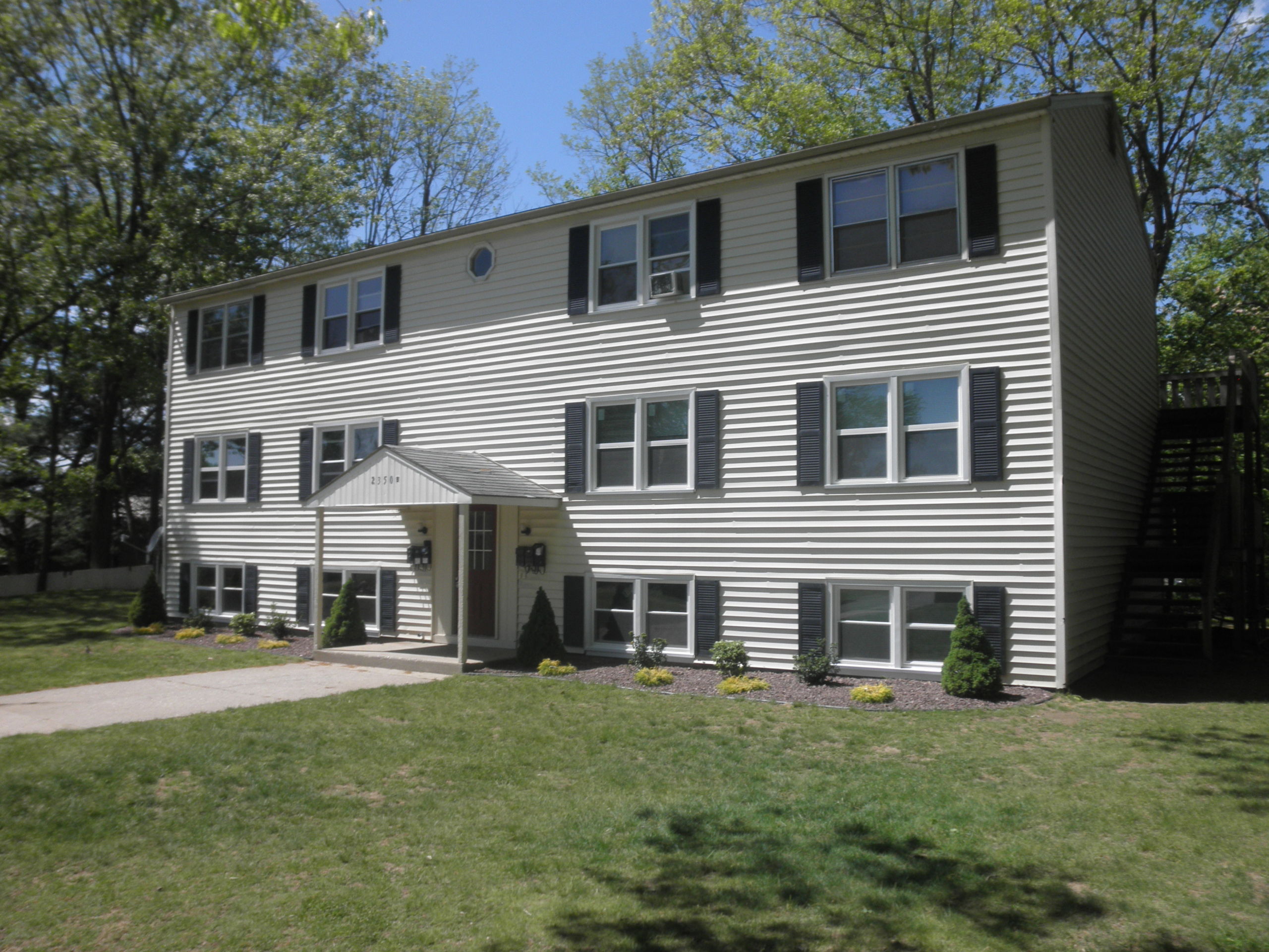 Palmer Garden Style Apartments photo 15